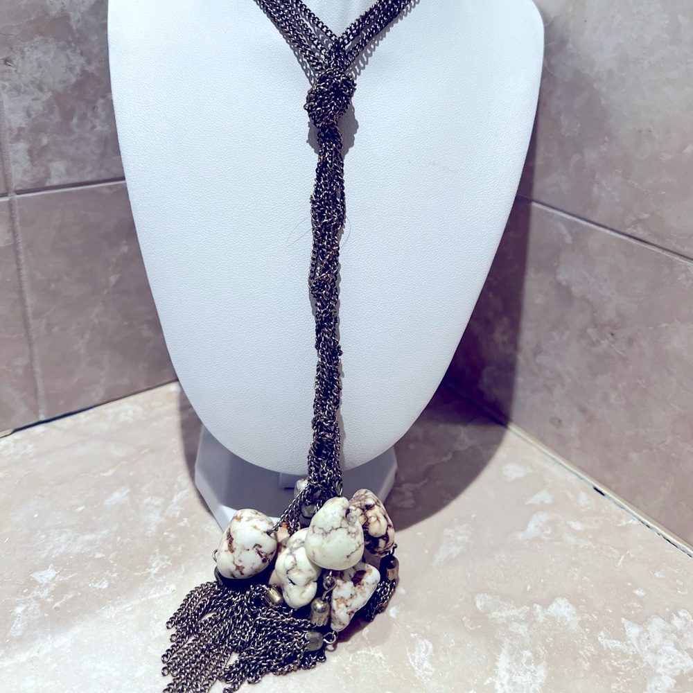 Costume jewelry stone necklace